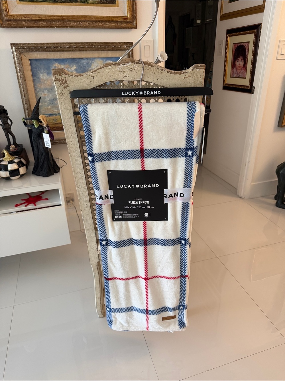 Lucky Brand White/Blue and Red Plaid & Stars Plush Throw Blanket